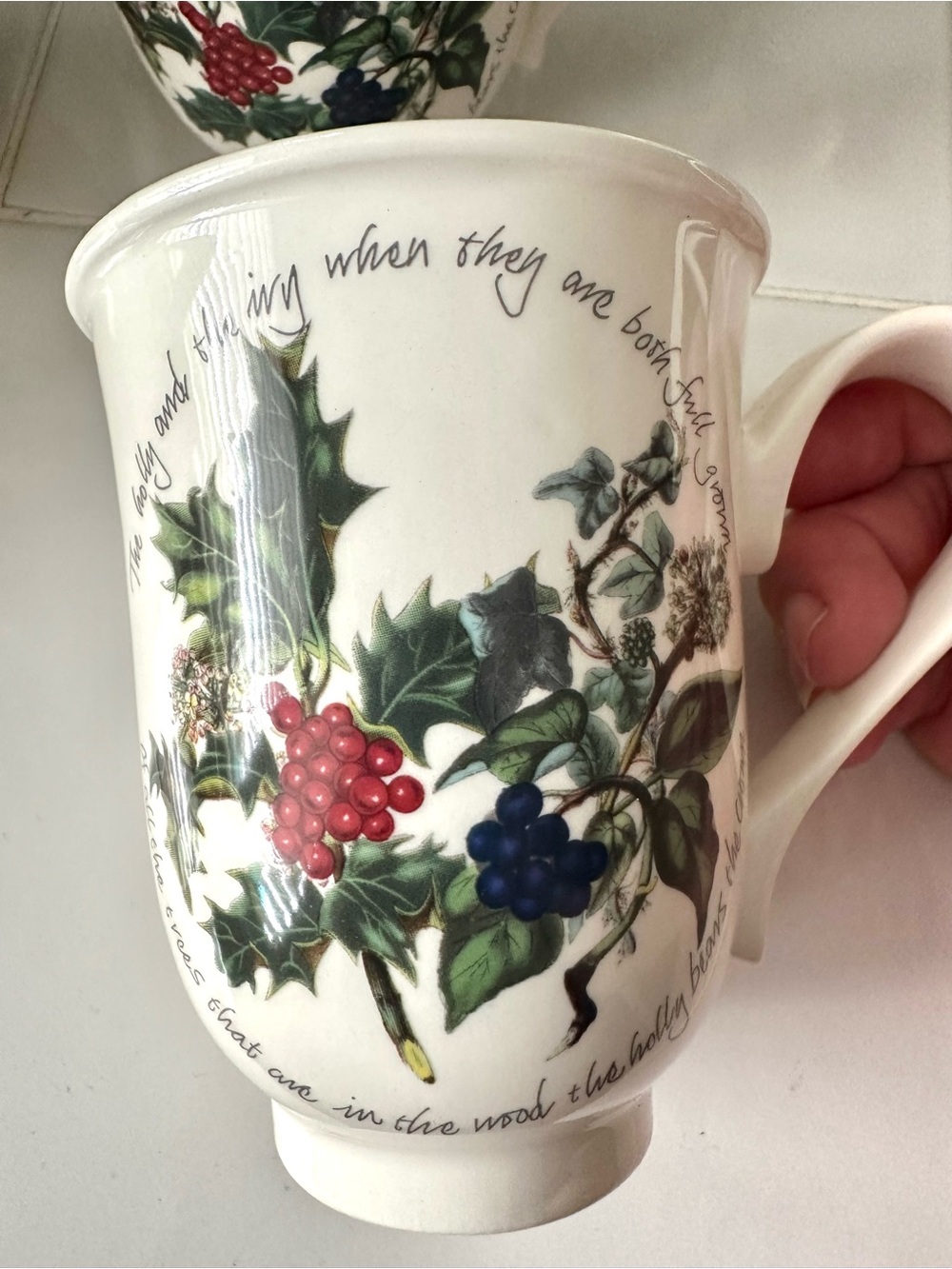 Portmeirion Holly Ivy 12 Christmas Mugs 9 oz England Holiday Set - Picture 5 of 7